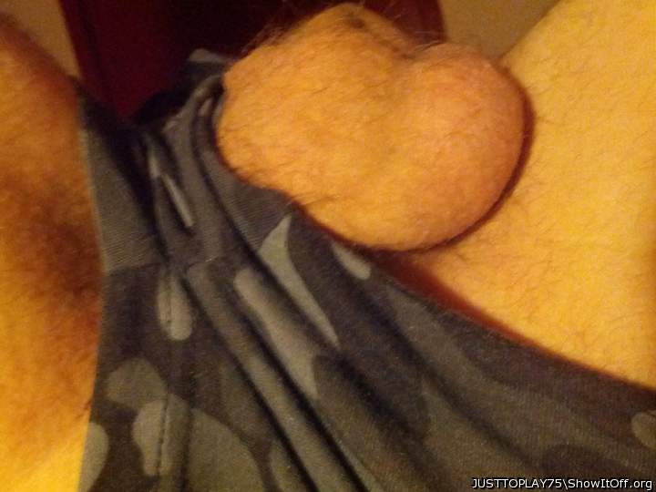 Testicles Photo from JUSTTOPLAY75
