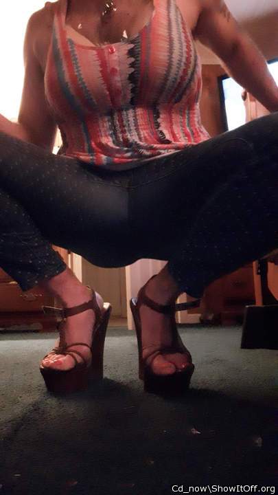 Oh yes how I love the girl. I crawl beneath her sniff the cu