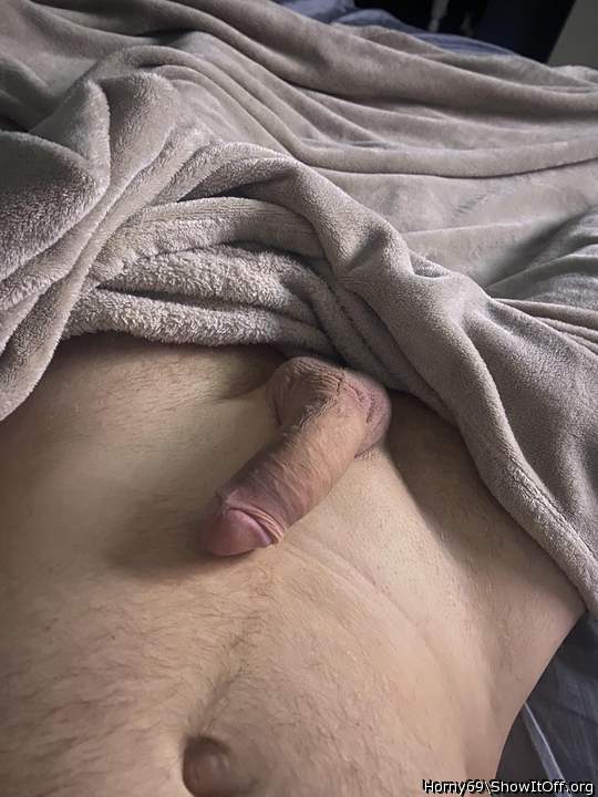 love to suck on your delicious cockhead!   