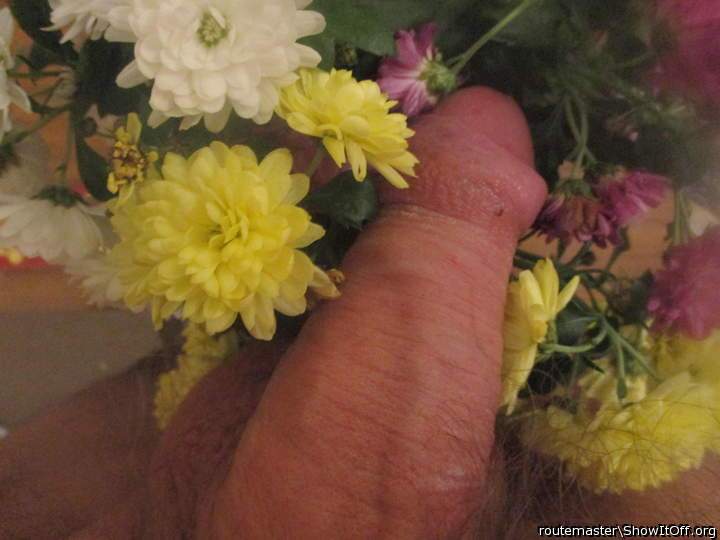  it smells good!!! 