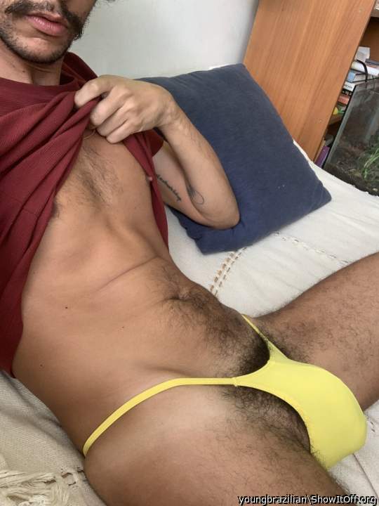 thong bulge