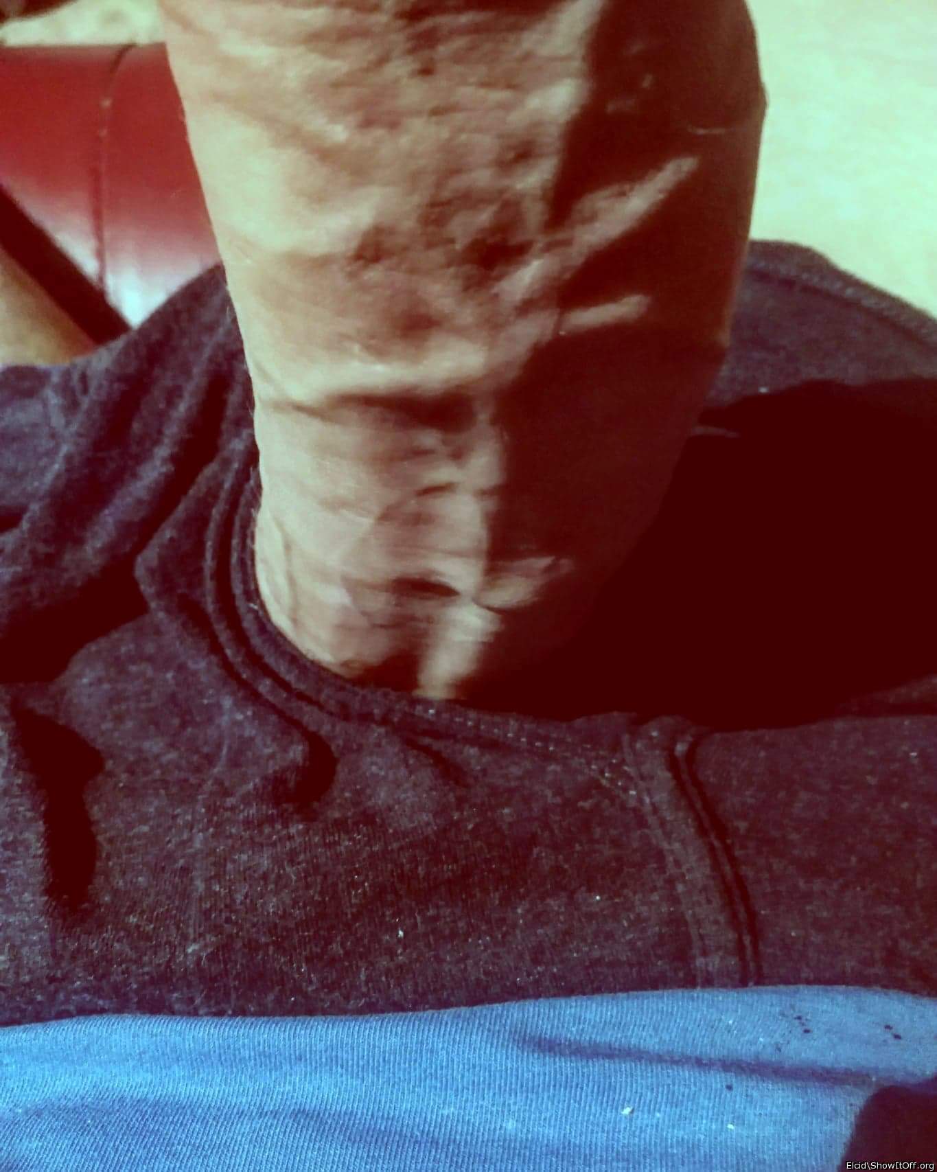 A hole on my pants :p