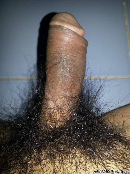 i love this close-up of your thick pubic hair. beautiful int
