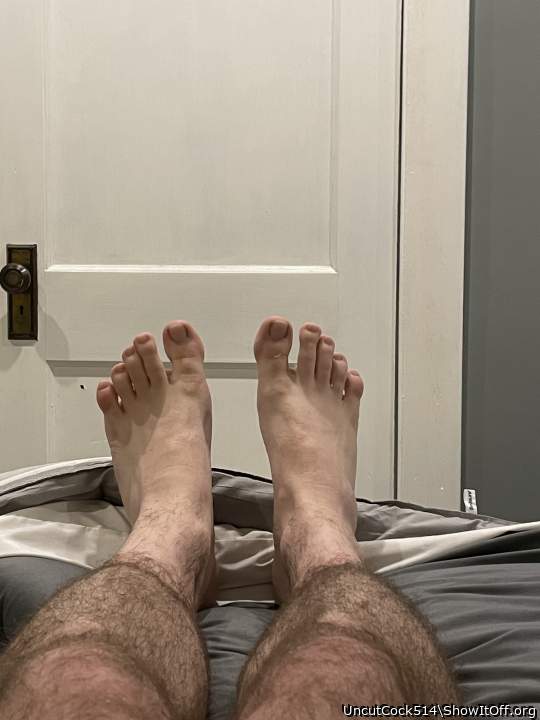 I want to give you a blowjob and swallow your cum and watch 