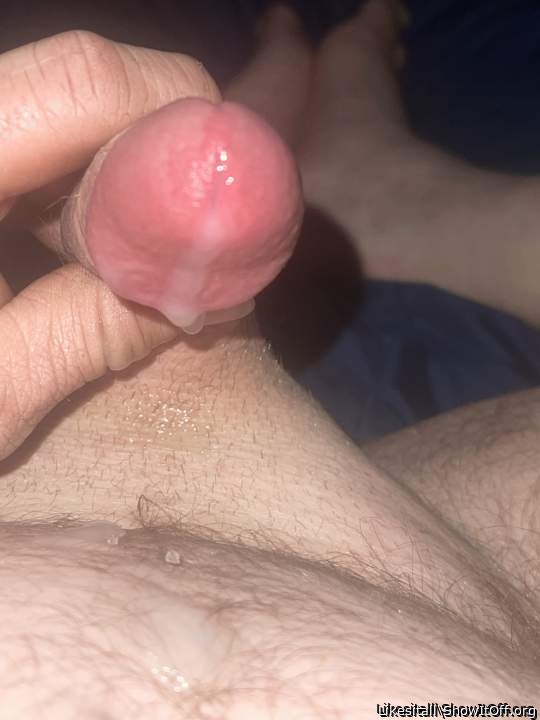 Your cum looks delicious !!     