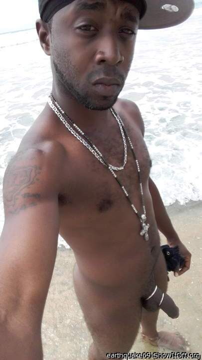 Oh fuck dude please let me swallow your cum on the beach mot