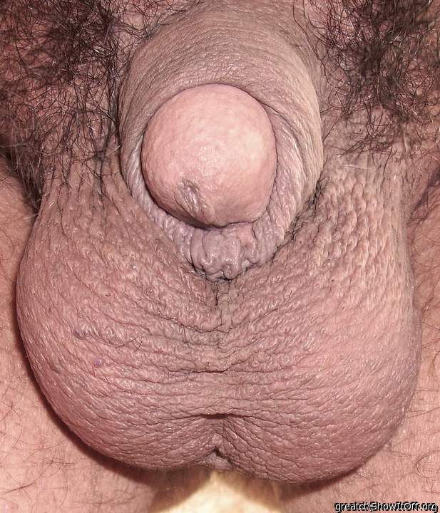 Nice close up of your hot package   
