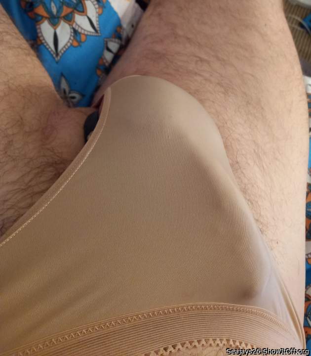 I wanna lick that bulge