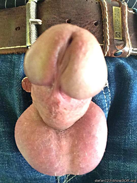 Beautiful cock and balls &#128077;&#128512;