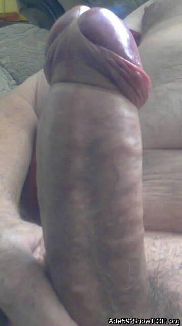 I just love the tightness of that foreskin on your knob 