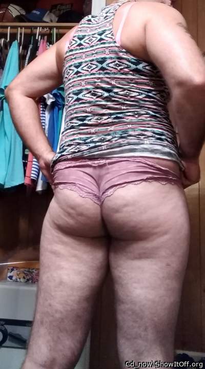 Photo of a sausage from Cd_now