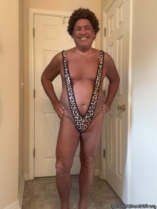 Who like my swimwear?