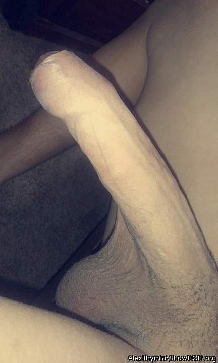 Photo of a short leg from Alexithymia