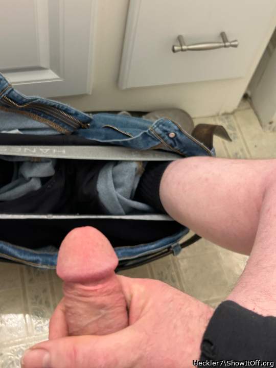 Photo of a bat from Heckler7