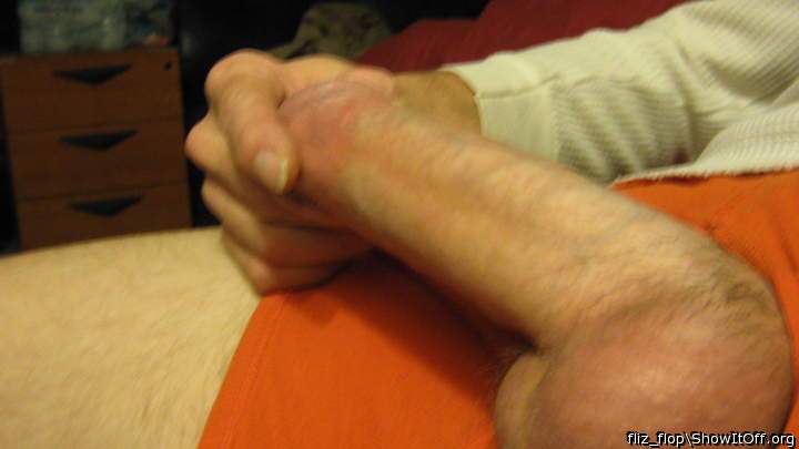 Photo of a short leg from fliz_flop