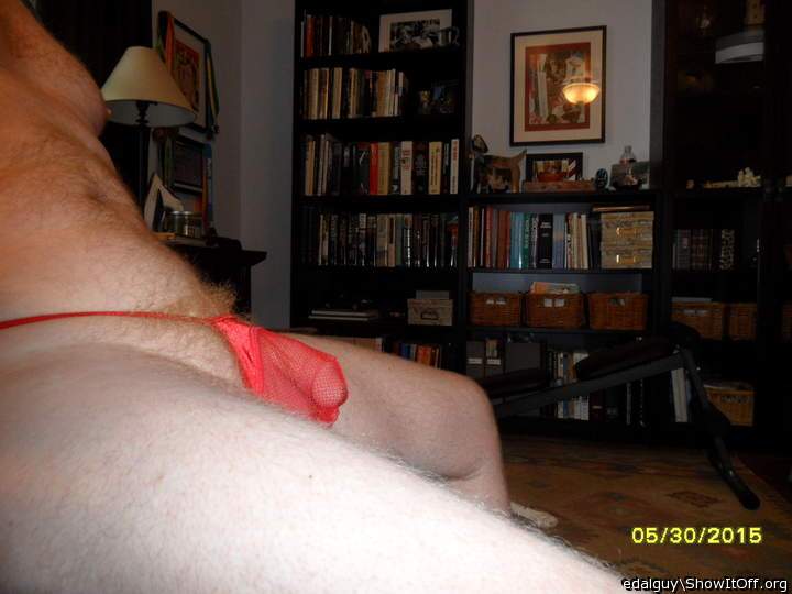 thats a nice dick! and nice undies too! would like to have t
