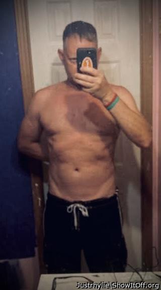Adult image from Justrhylie