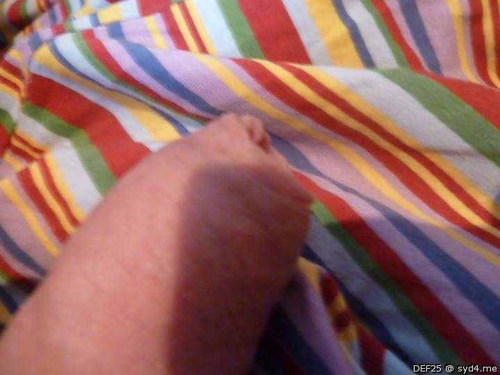 schne Vorhaut  
nice foreskin 