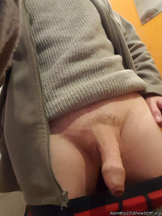 Horny as fuck at work, need pussy.....