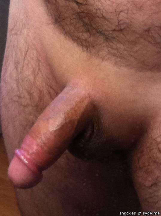 Photo of a ram rod from shackles