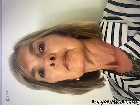 Stunning.&#129322;&#128540;&#128526;&#128525;&#128513;