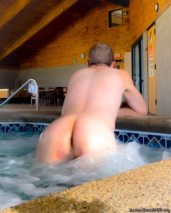 Who would fuck me in this hot tub?