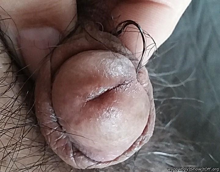 Little pee hole in a little pee pee