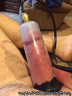 What a great looking cock! Bet you it would look even better