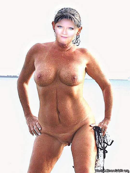 OH WOW!!!   what a superb lean lithe tanned toned body....lo