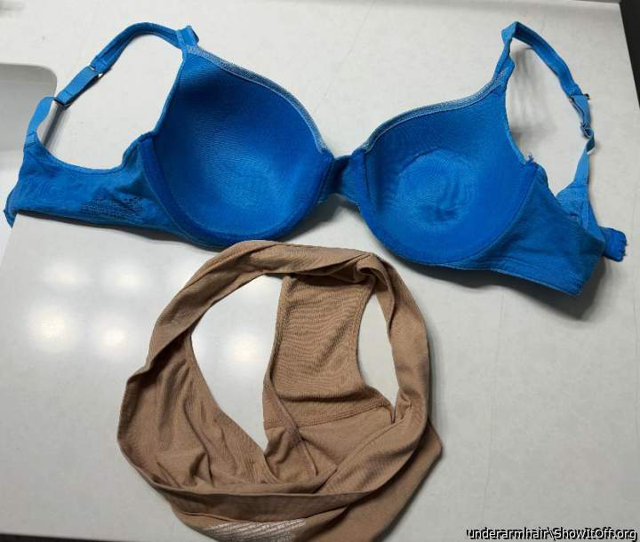She is missing her bra and panties while I jerk off in them!