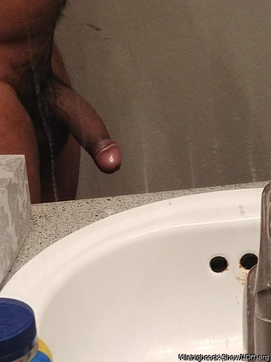 I kneel and worship  