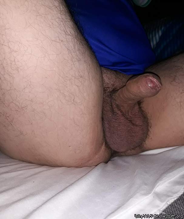 nice uncut cock 
