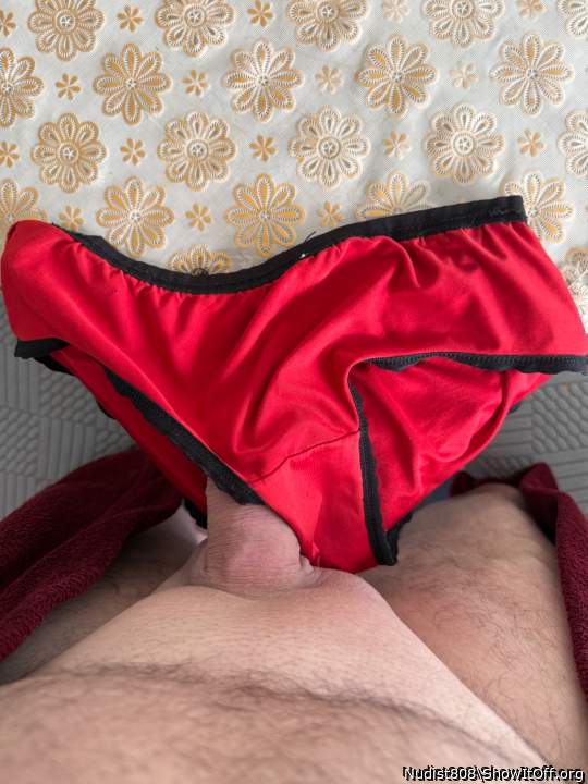 Photo of a middle leg from Nudist808