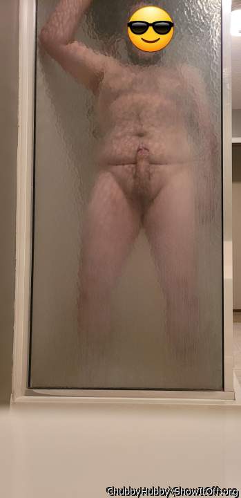 Photo of a short leg from ChubbyHubby