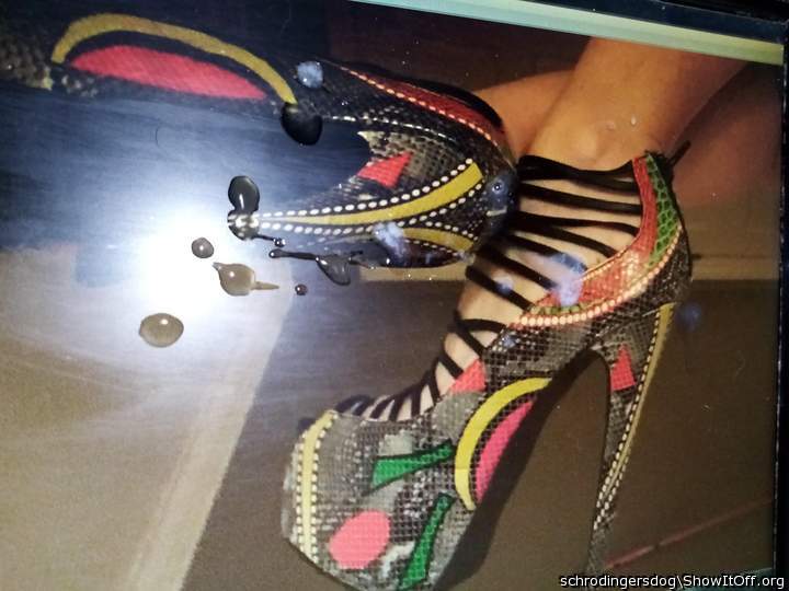 Tinybutmighty6's spunked on fuck-me heels