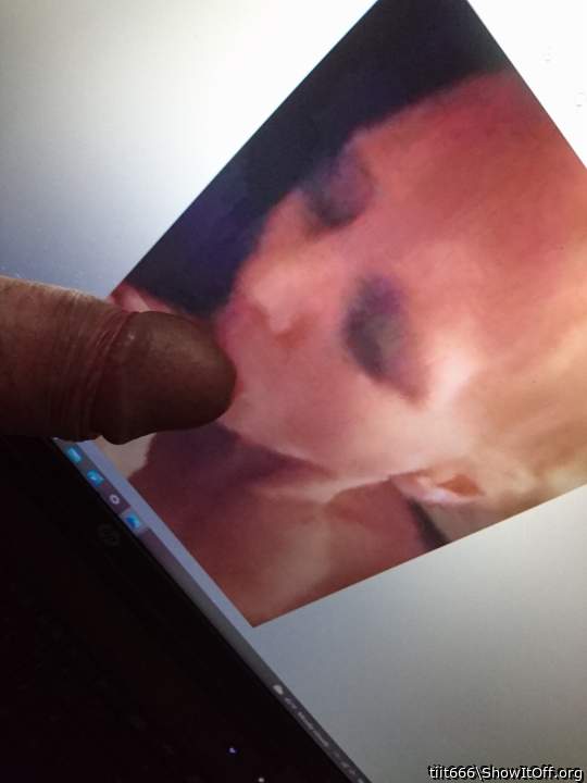 Photo of a pecker from tiit666