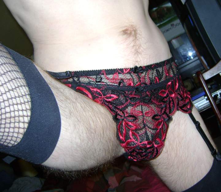 Damn you look good in this outfit!! So sexy!!    