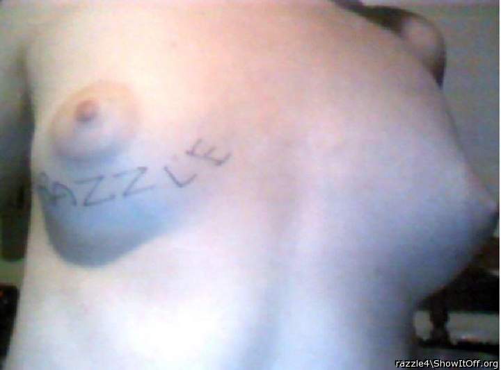 MerulaAmathyst tit for razzle