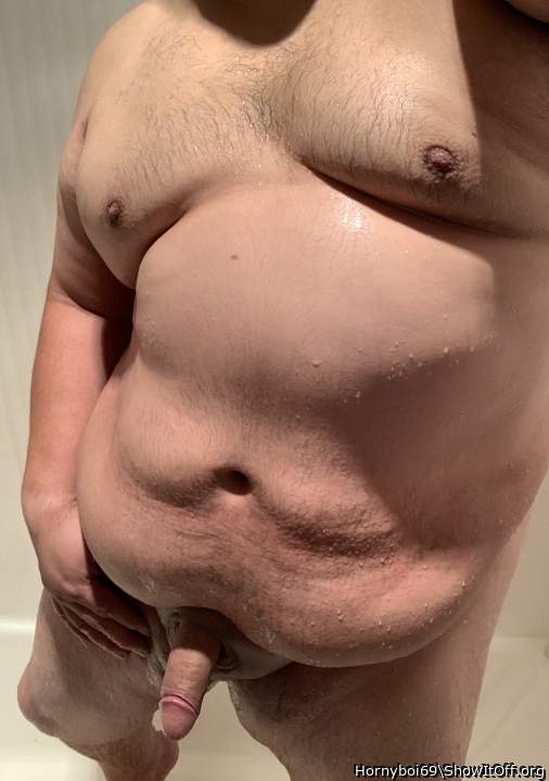Photo of a middle leg from Hornyboi69