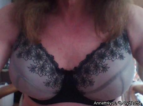 Adult image from WhoreAnnett