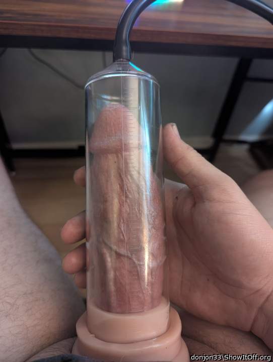 Photo of a phallus from donjon33