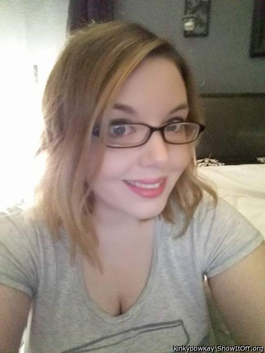 SLUT  RED