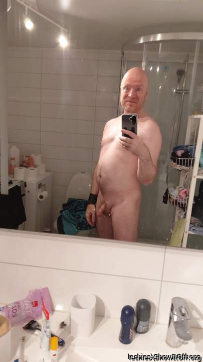 You look absolutely Stunning Naked in front of your camera