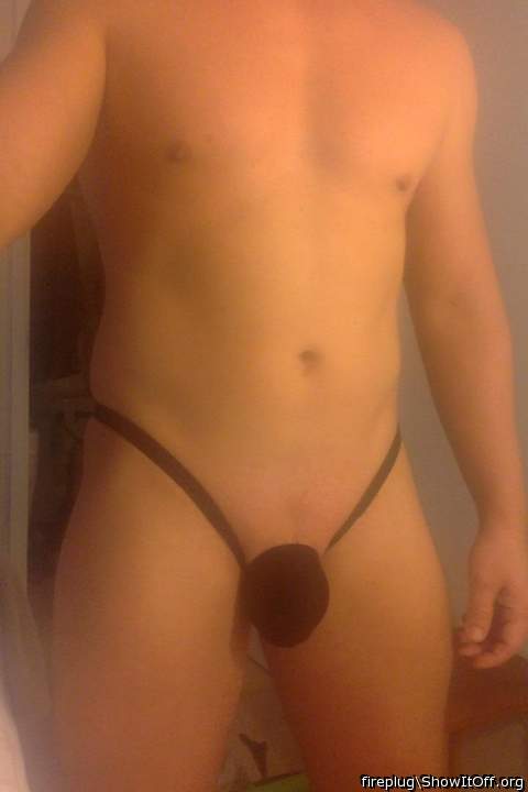 tiny waxed bulge