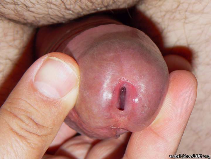 MMM my tongue in your peeslit 