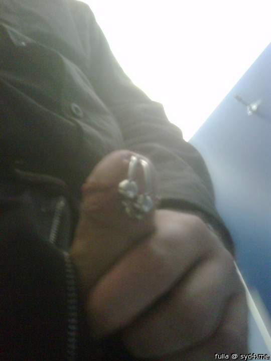 Photo of a boner from fulla