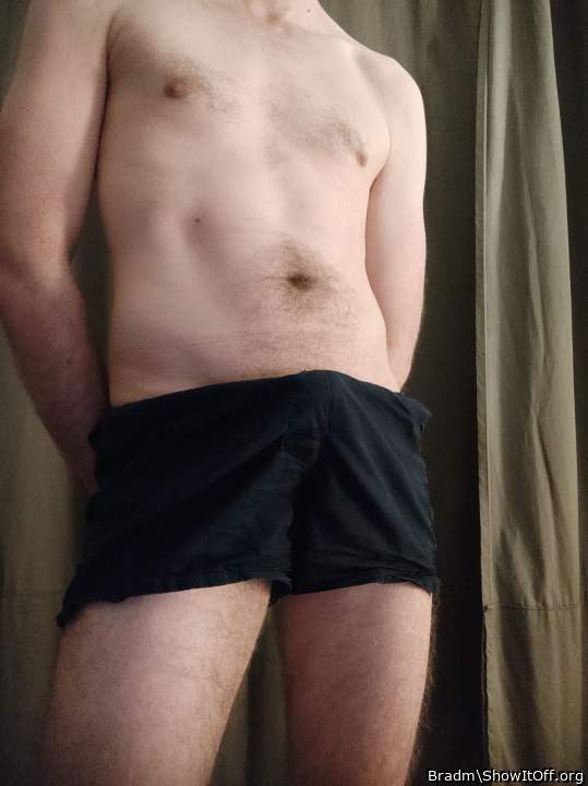 nice bulge and muscles 