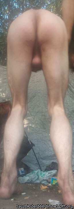 This picture sent me over the edge it blasted my cum everywh