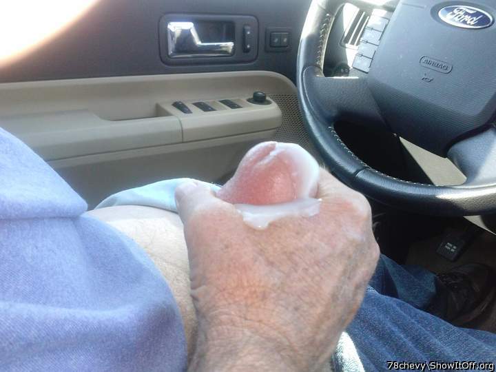 boy he sure did cum alot.