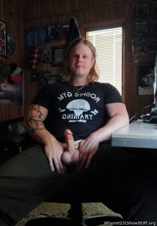 Super sexy portrait. Damn, what a set of balls you have! 